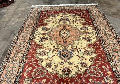 carpet-farshboom-3913389998