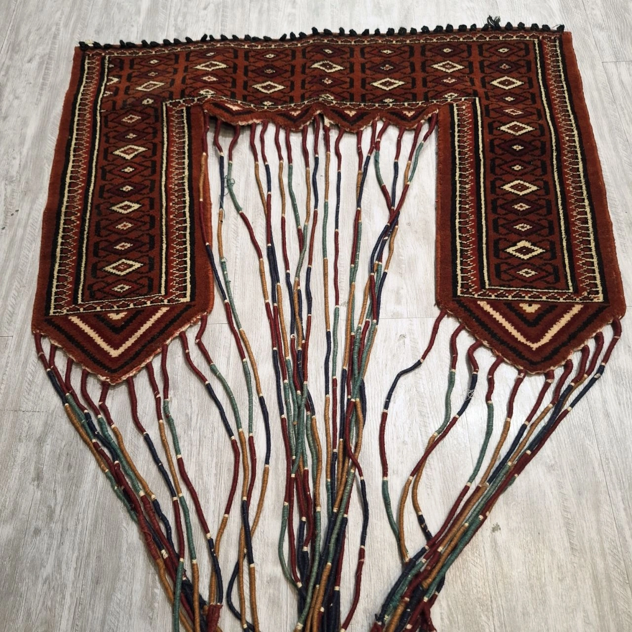 carpet-farshboom-3991774845