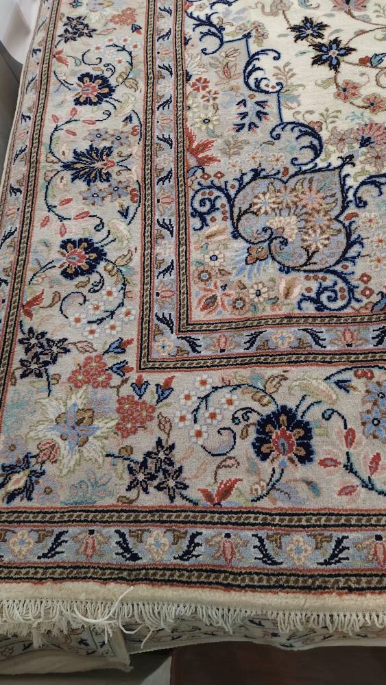 carpet-farshboom-4176469715