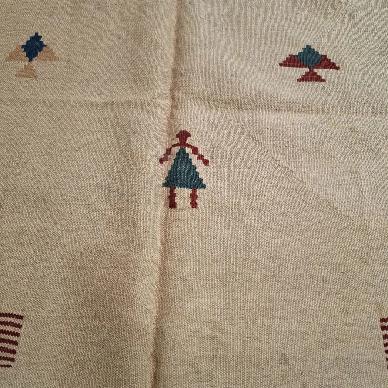 carpet-farshboom-4254477584