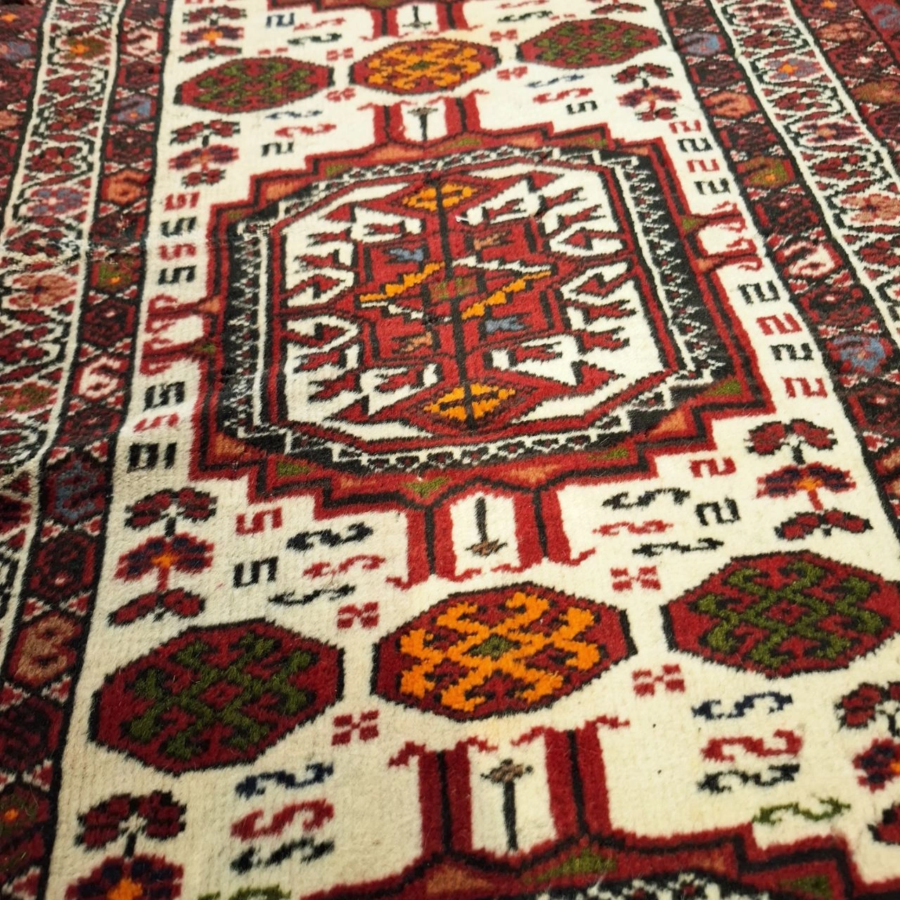 carpet-farshboom-4450124125