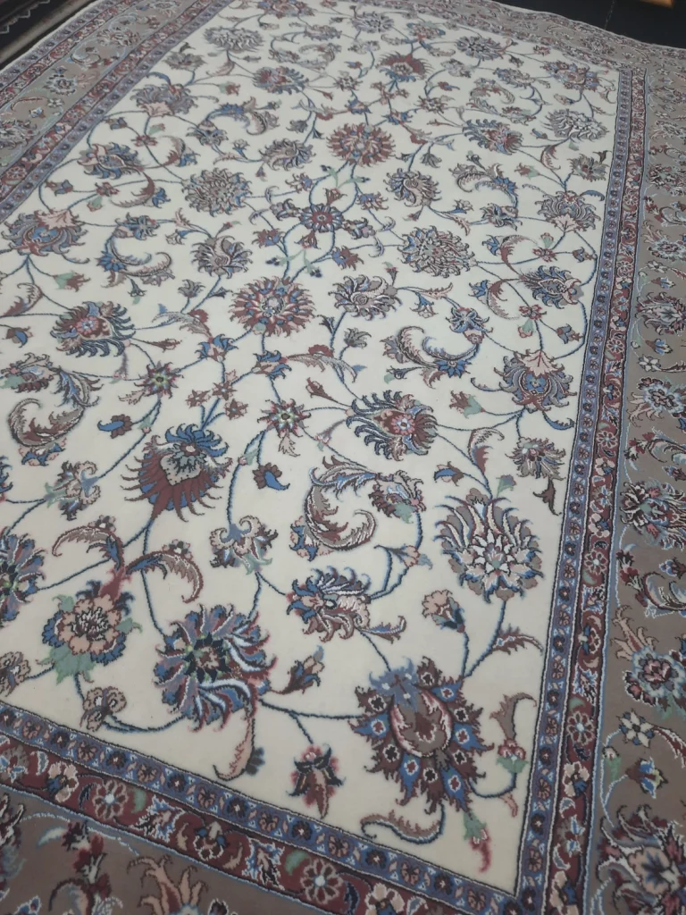 carpet-farshboom-4451577187