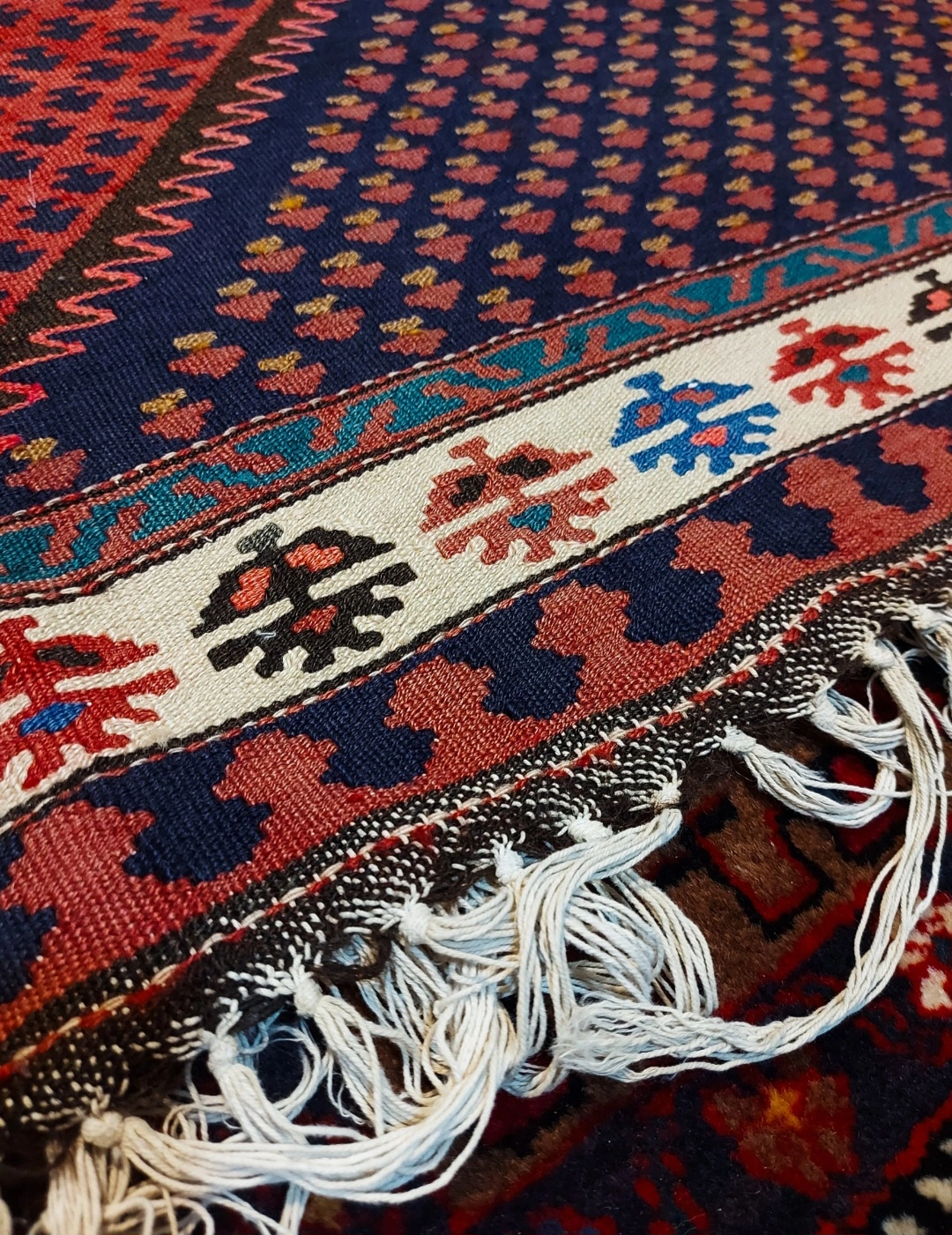 carpet-farshboom-4665749341