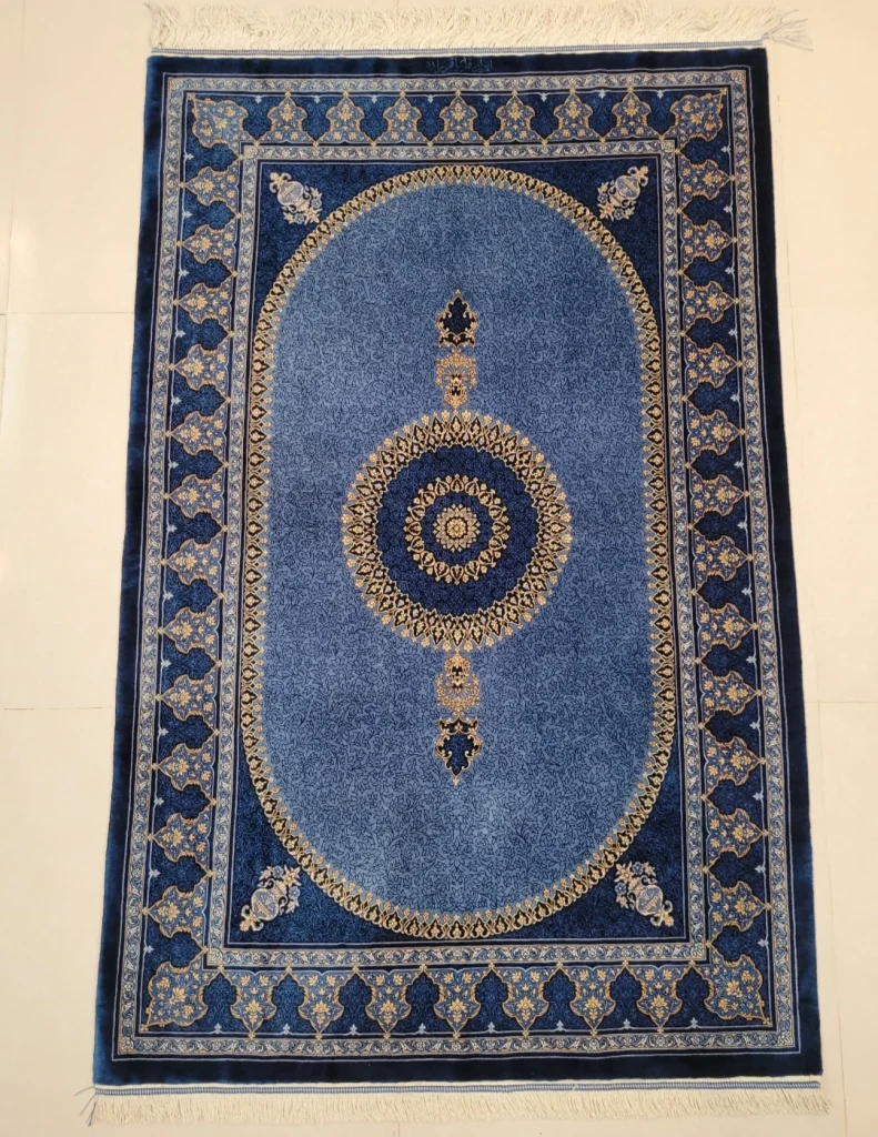 carpet-farshboom-4965869113