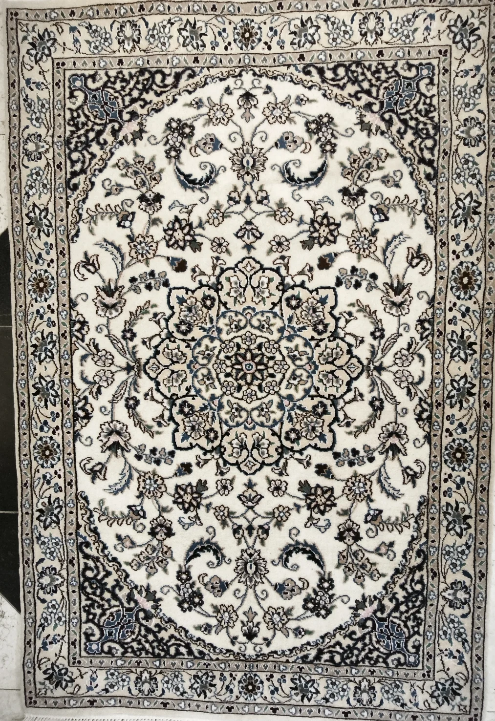 carpet-farshboom-5652619842