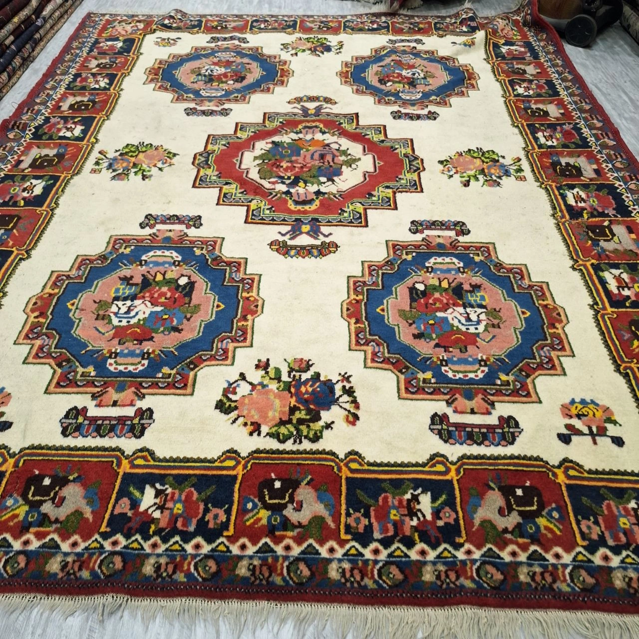carpet-farshboom-6094512327