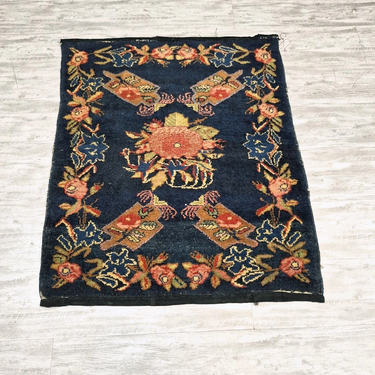 carpet-farshboom-6134899170