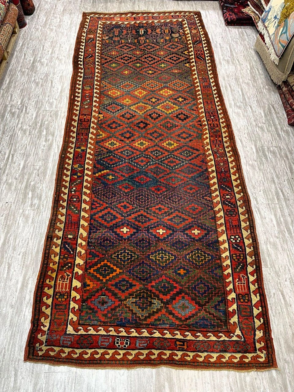 carpet-farshboom-7098971766