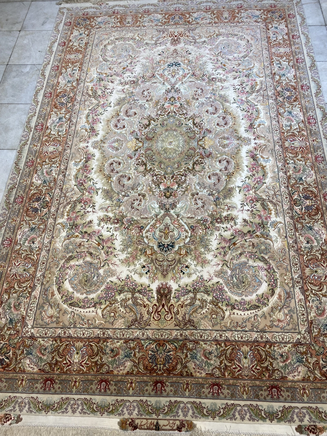 carpet-farshboom-7587816927