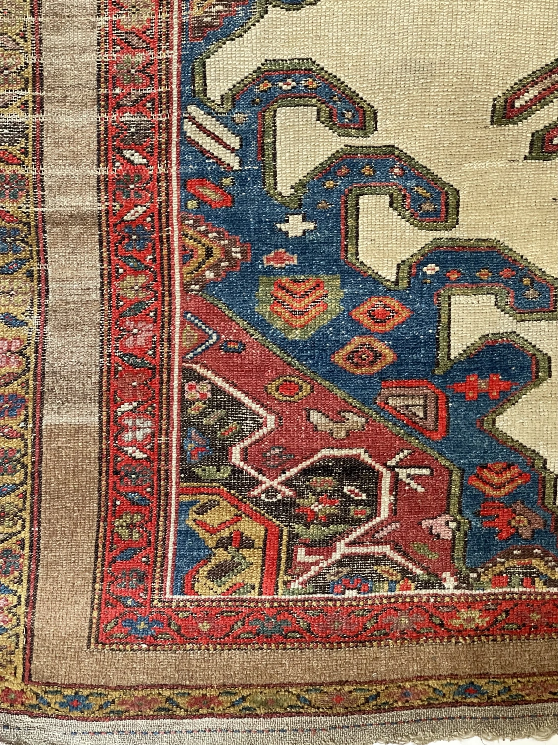 carpet-farshboom-7983479578