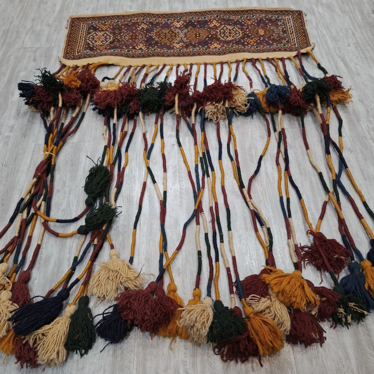 carpet-farshboom-8266117859