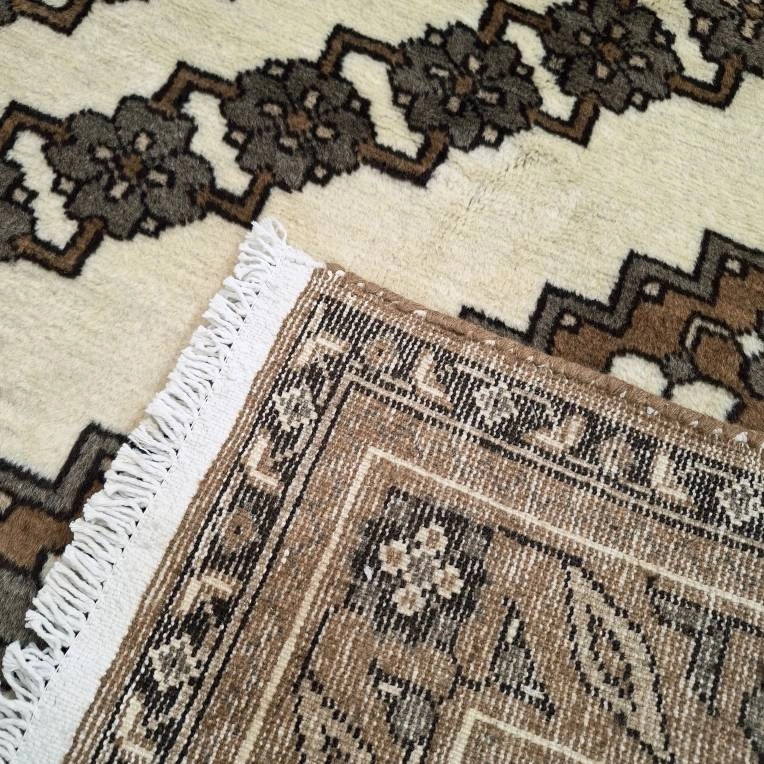 carpet-farshboom-8453527337