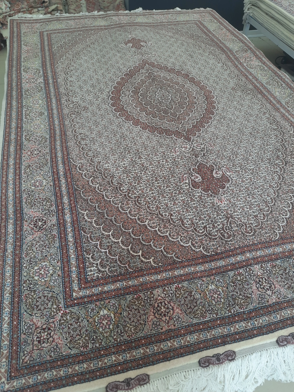 carpet-farshboom-8557059548