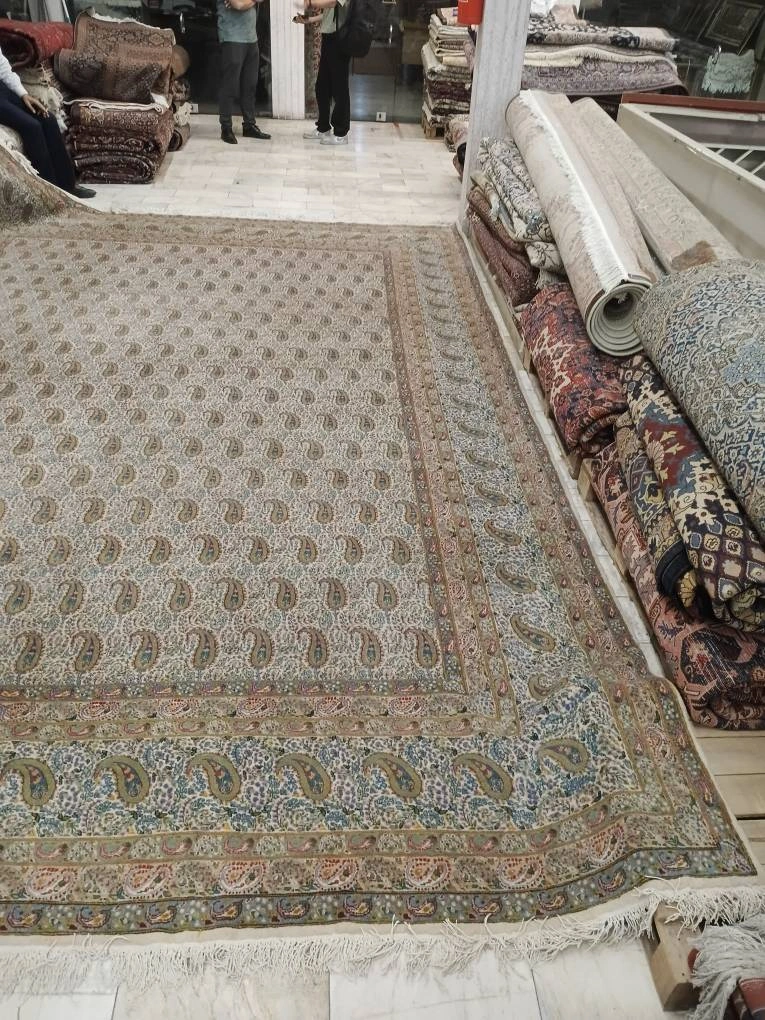 carpet-farshboom-8749666909