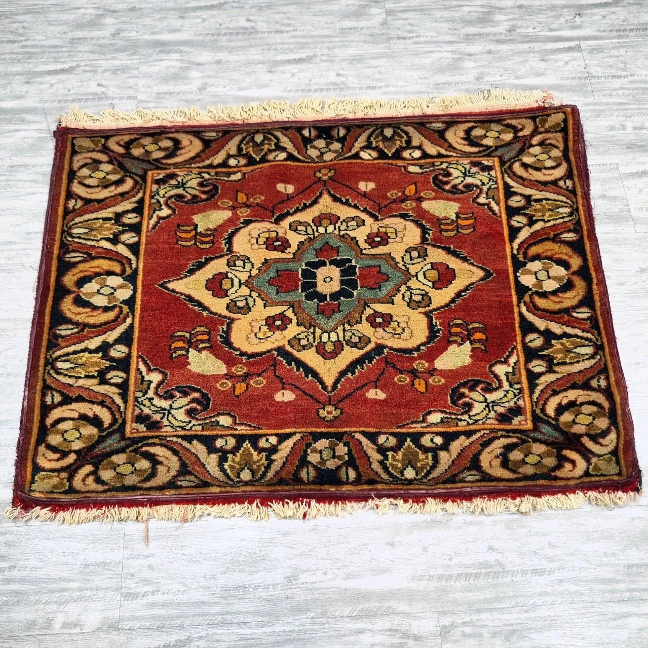 carpet-farshboom-8763463681
