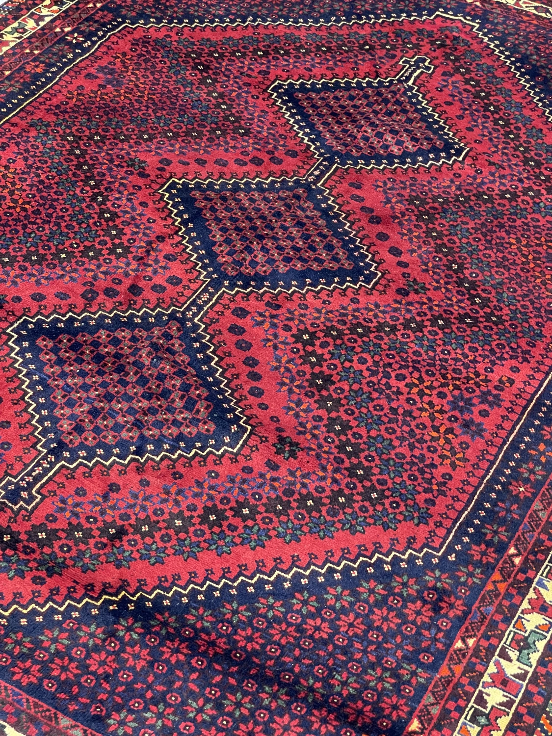 carpet-farshboom-9499840402
