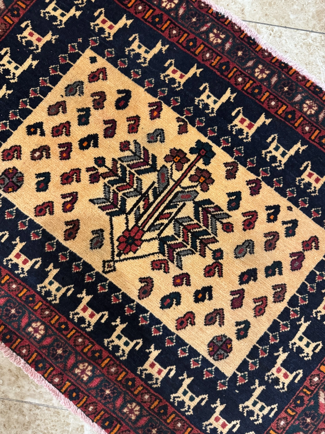 carpet-farshboom-9879113947