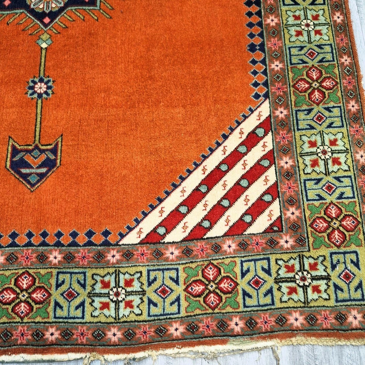 carpet-farshboom-0426214247