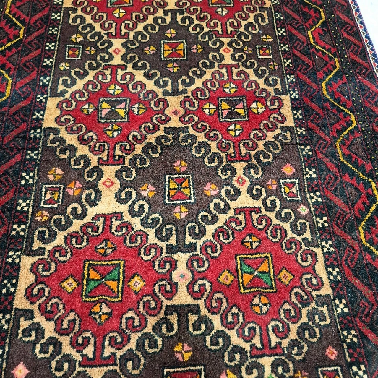 carpet-farshboom-0528125263