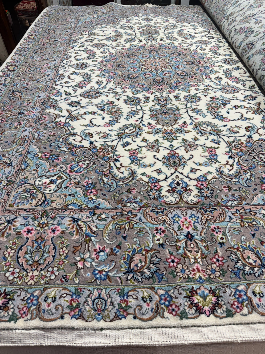 carpet-farshboom-1142716455