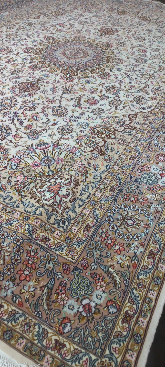 carpet-farshboom-1168359411