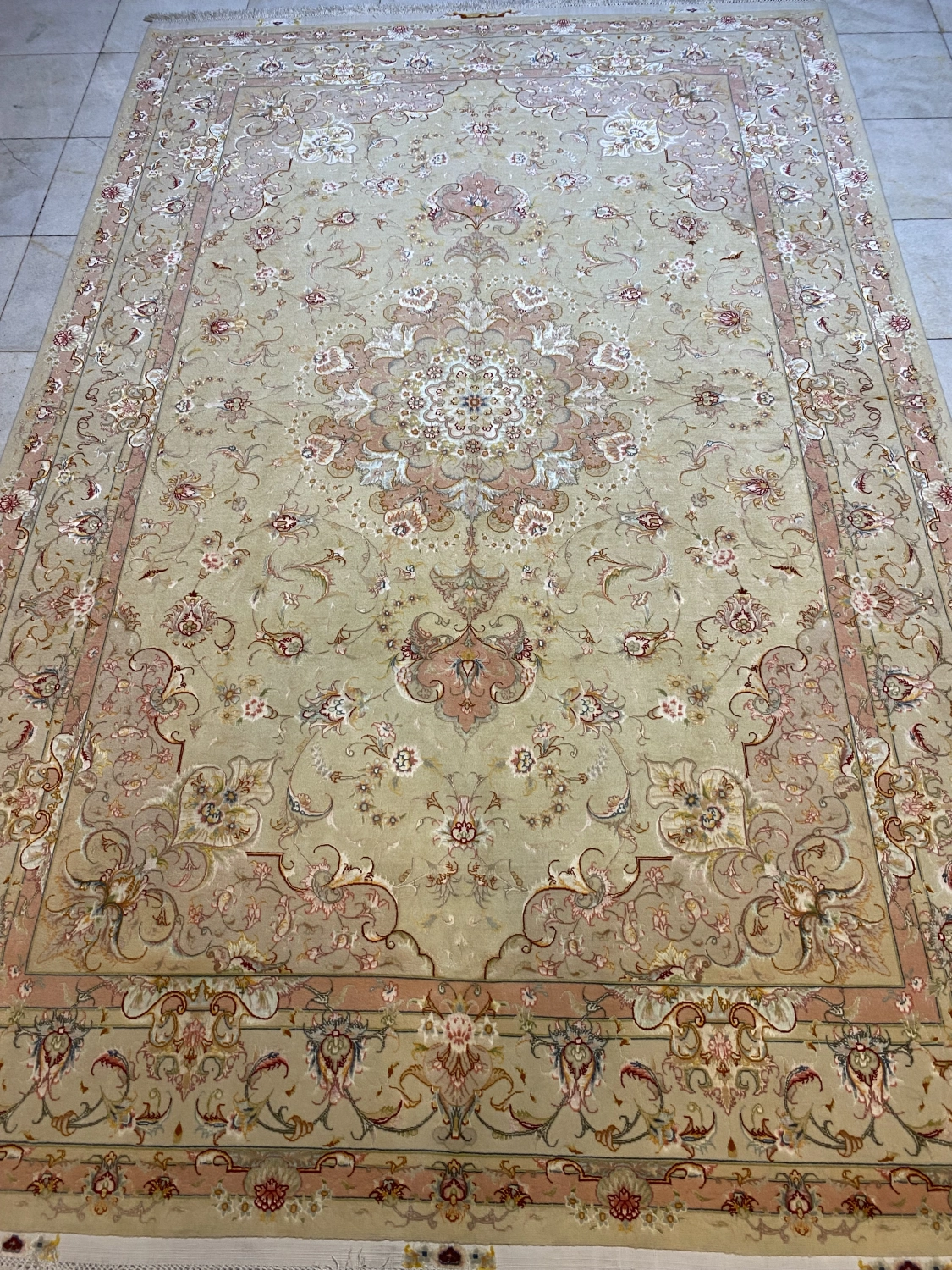 carpet-farshboom-1194321145