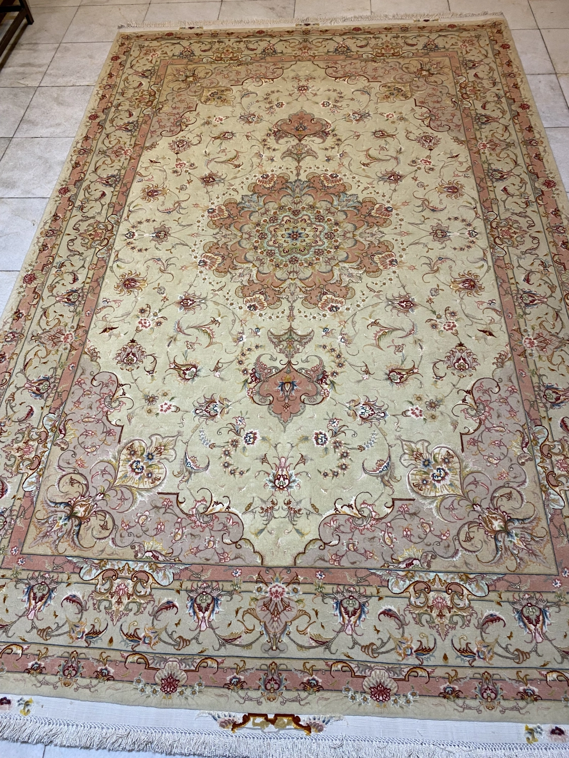 carpet-farshboom-1531672759