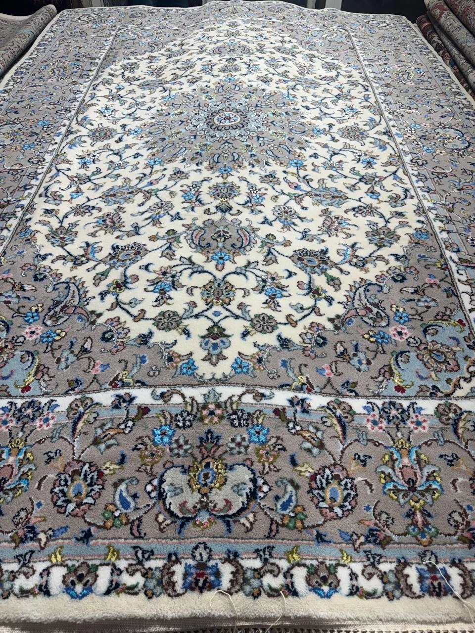 carpet-farshboom-1595302496