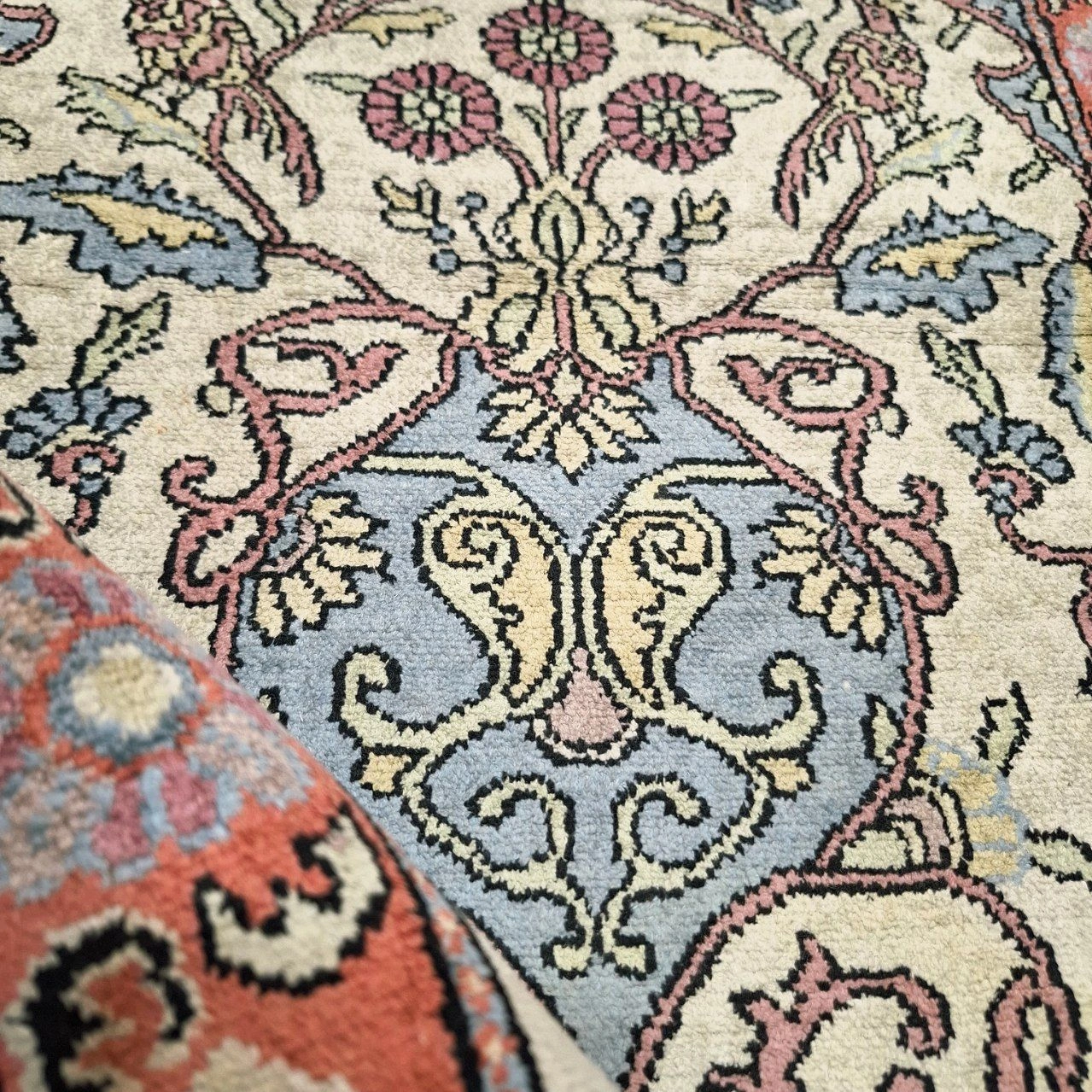 carpet-farshboom-1846528350