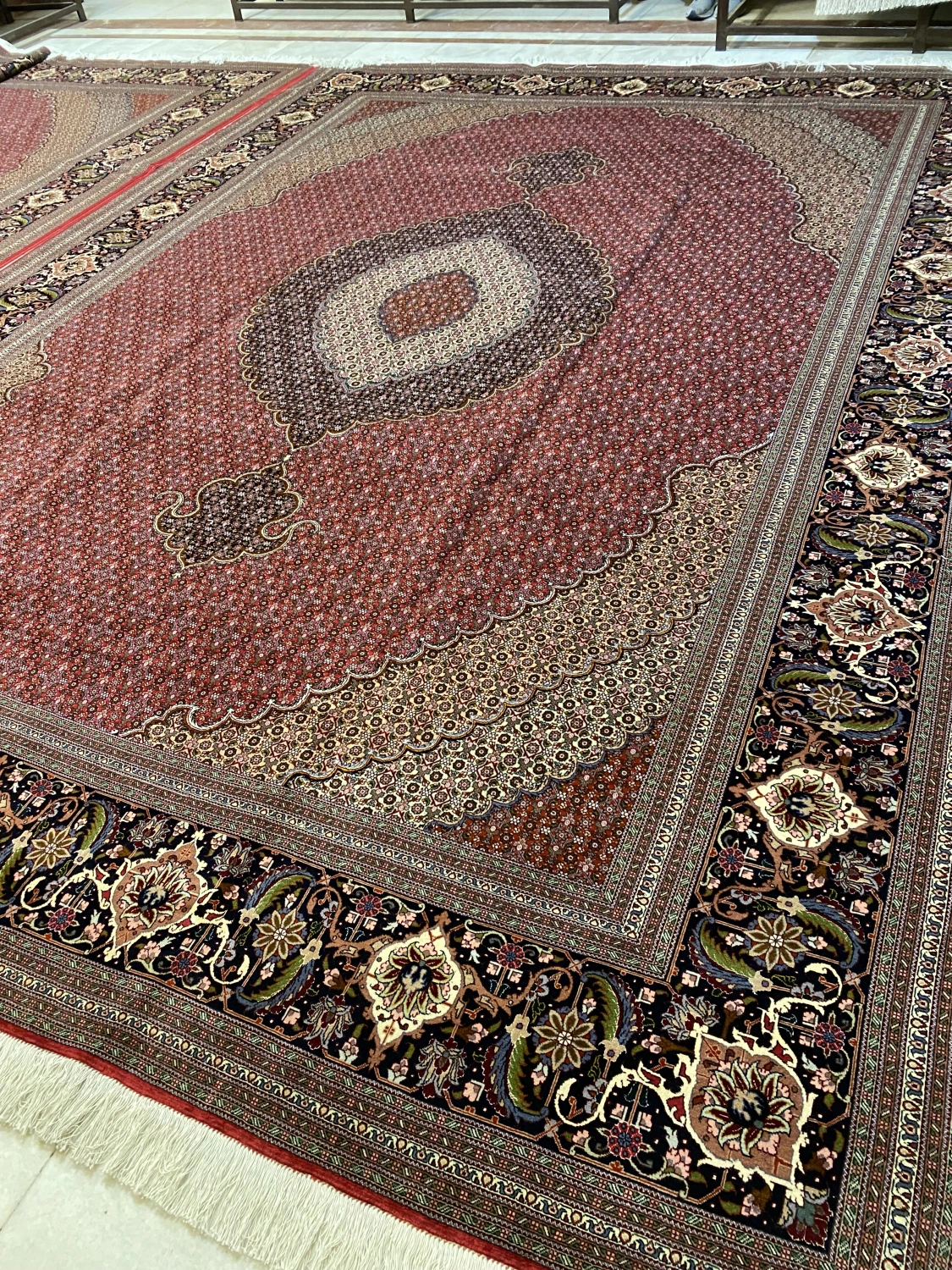 carpet-farshboom-1931024718