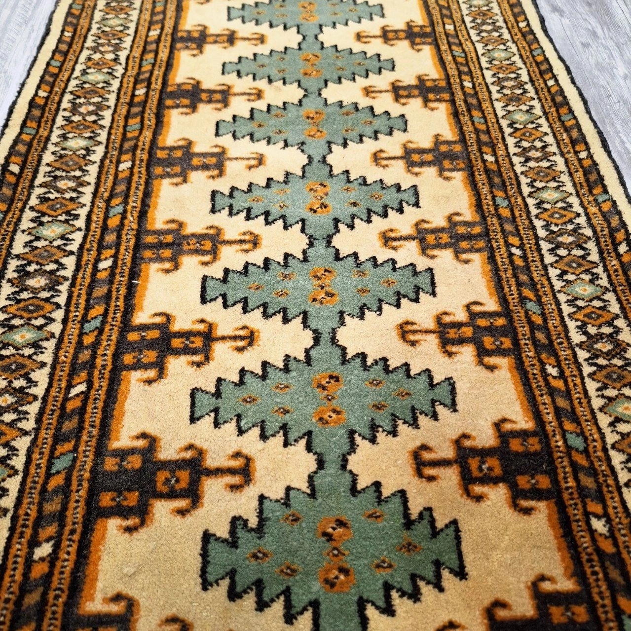 carpet-farshboom-2188780511