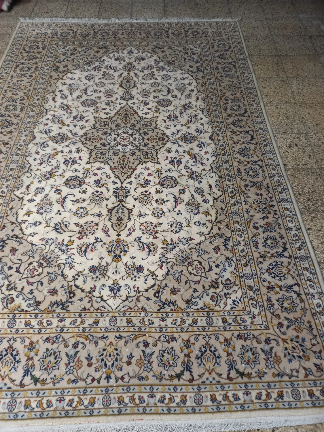 carpet-farshboom-2409591313