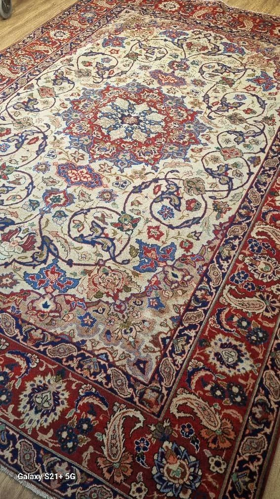 carpet-farshboom-2454079227