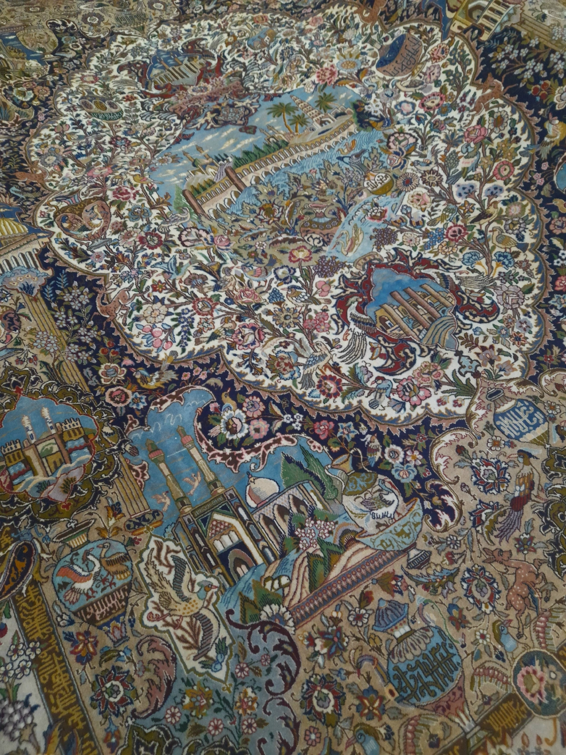 carpet-farshboom-2573236670