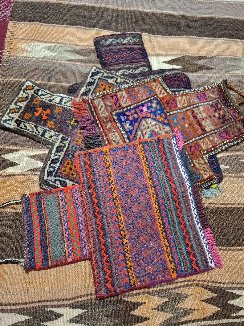 carpet-farshboom-2811173634