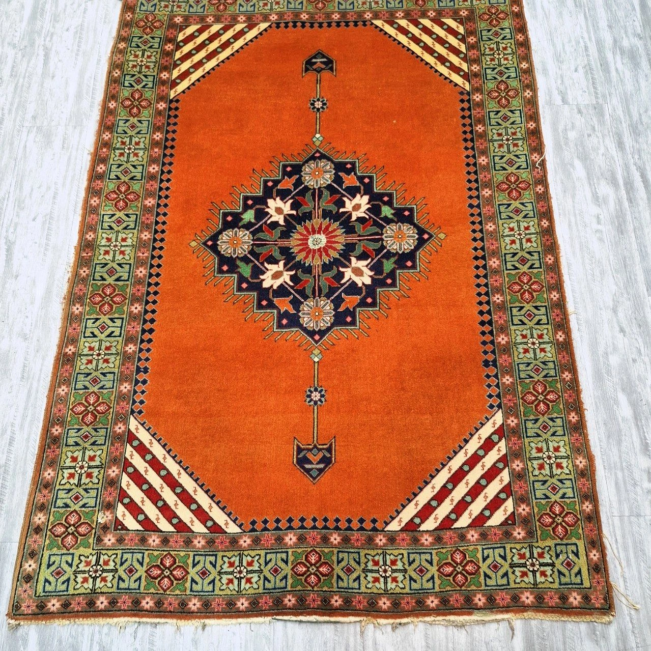 carpet-farshboom-2976633950