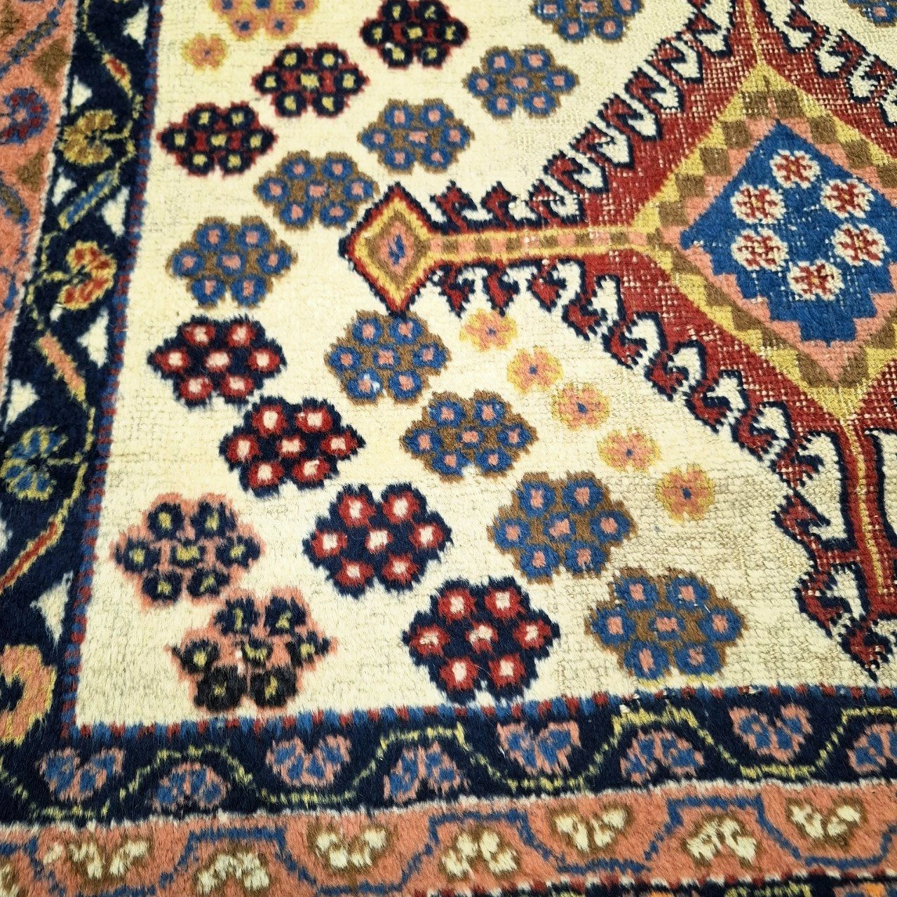 carpet-farshboom-3427394497