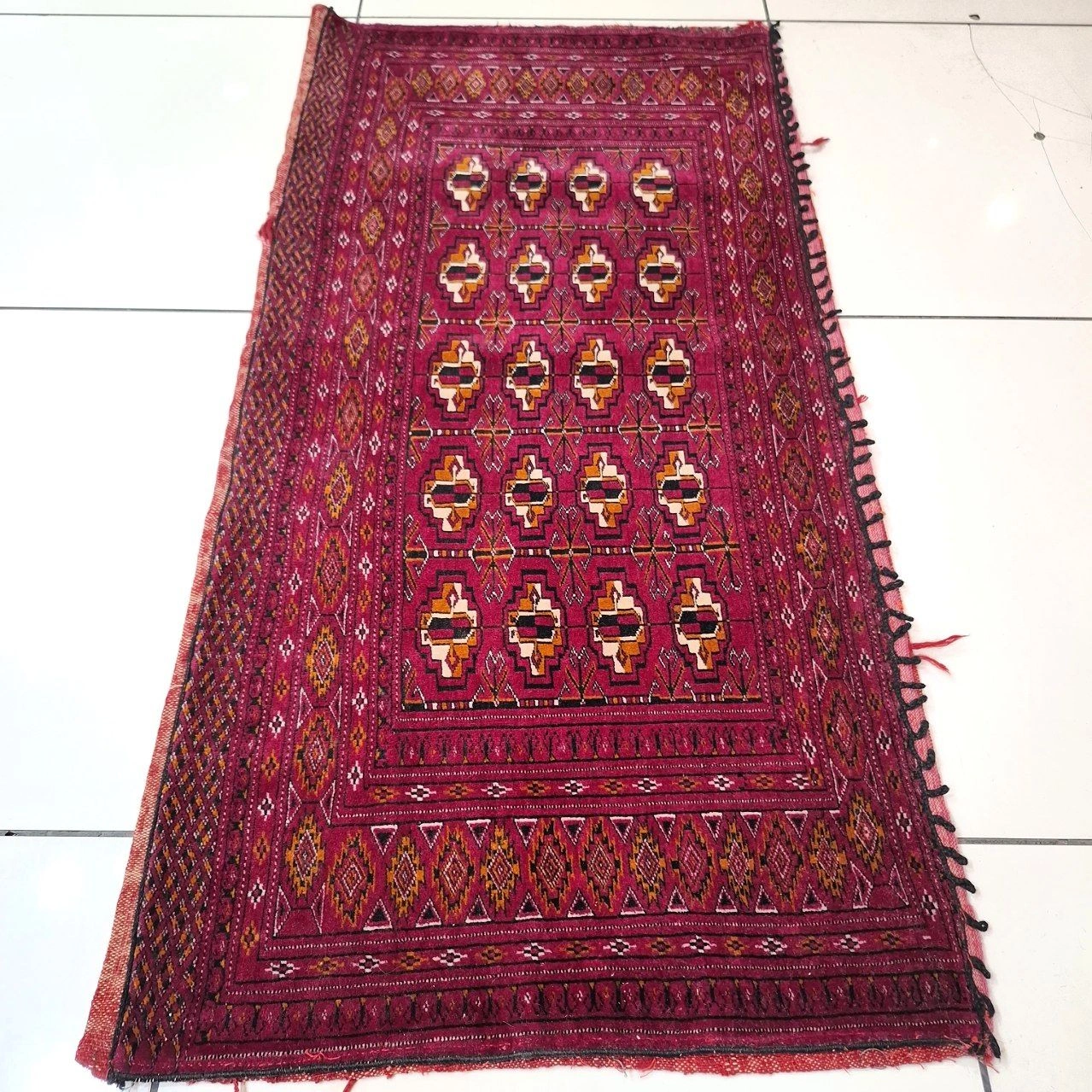 carpet-farshboom-3883439517