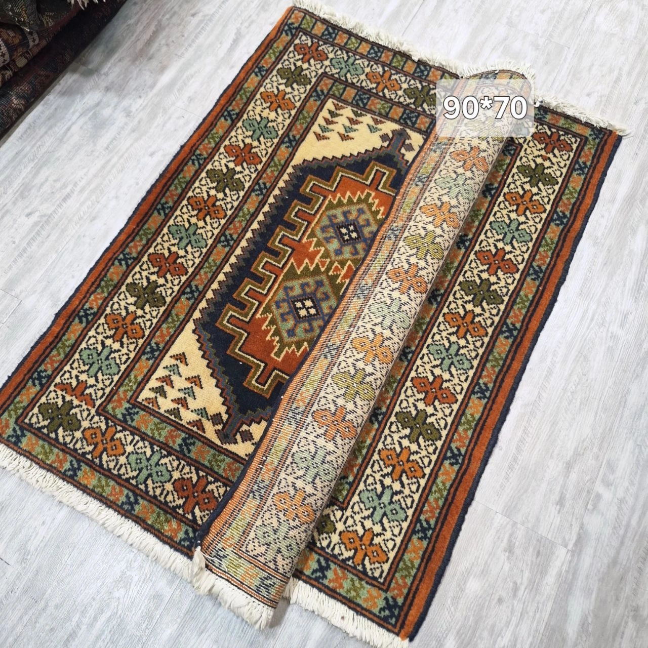 carpet-farshboom-4138487244