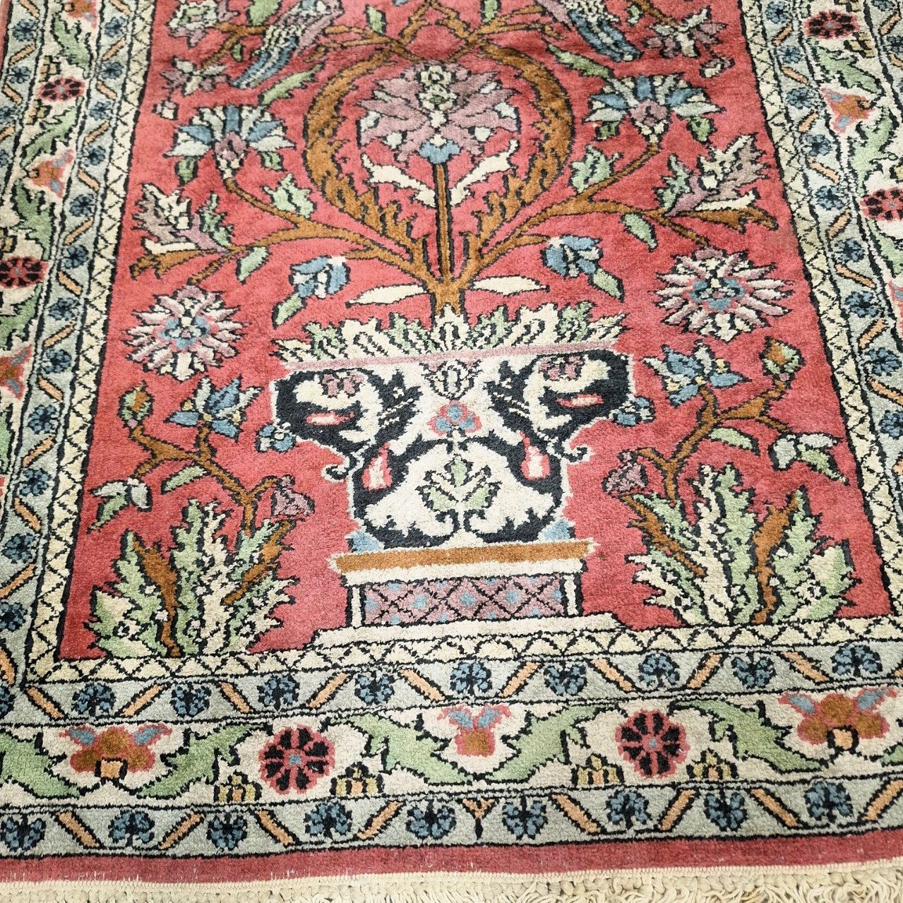 carpet-farshboom-4183109628