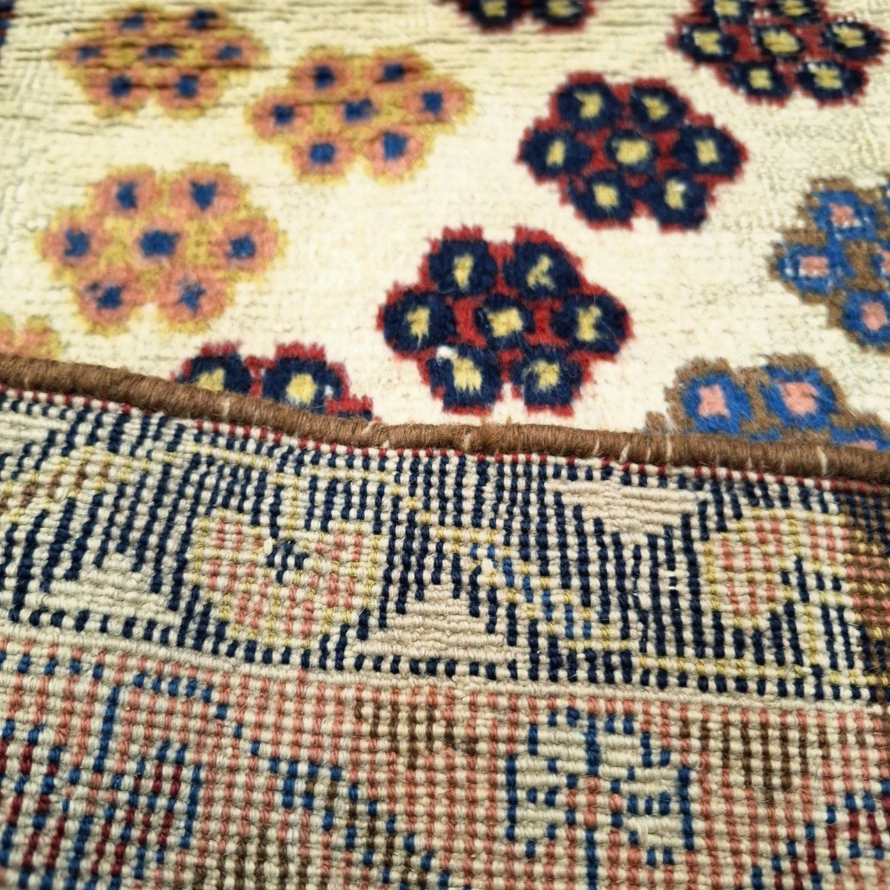carpet-farshboom-4409704125