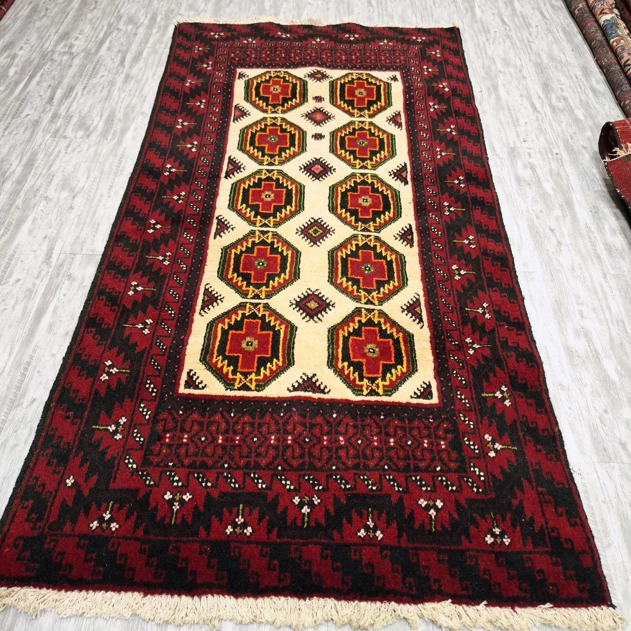carpet-farshboom-4997811851