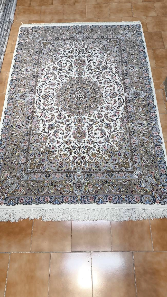 carpet-farshboom-5015865878