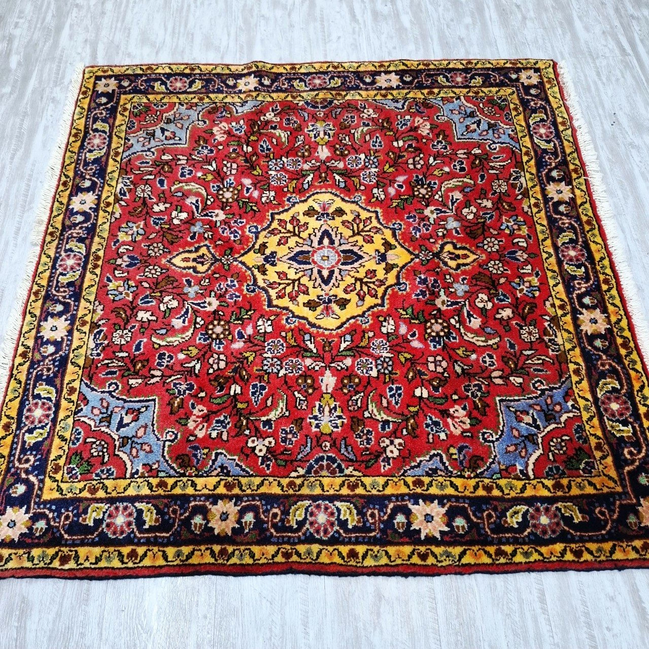 carpet-farshboom-5081880189