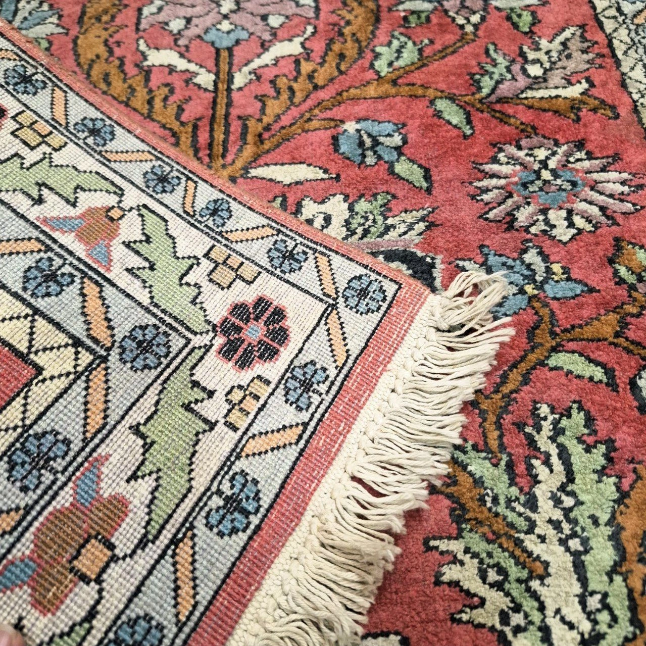 carpet-farshboom-5197381906
