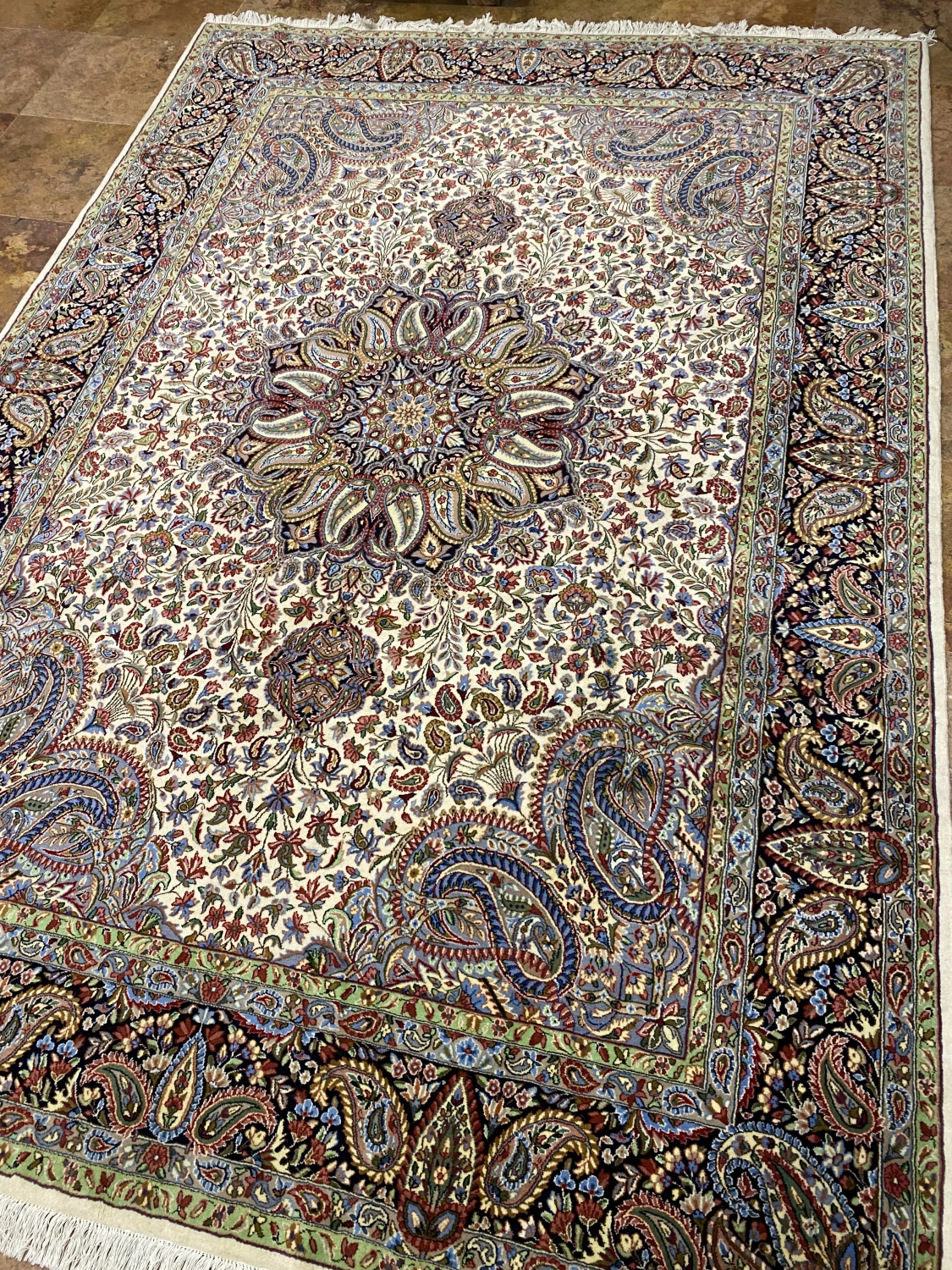 carpet-farshboom-6168988497