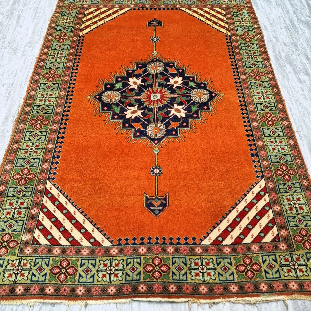 carpet-farshboom-6685377753