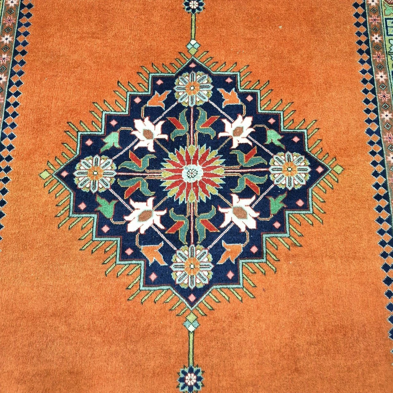 carpet-farshboom-6855405771