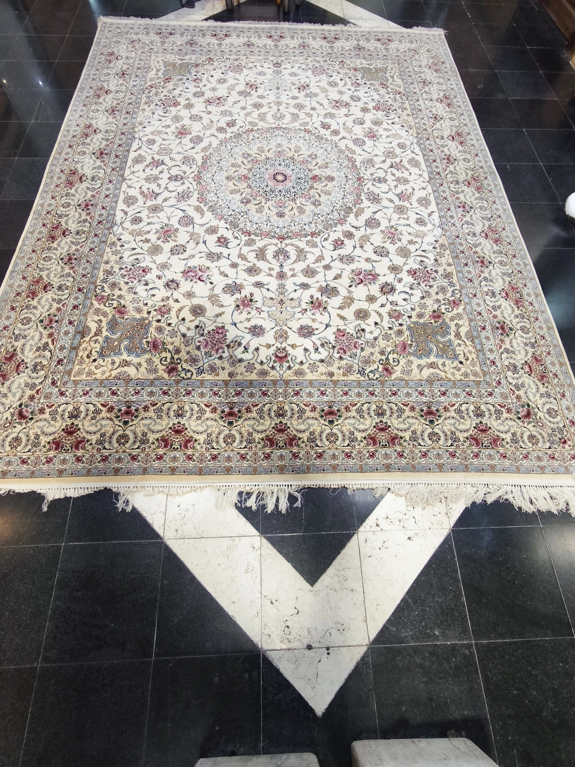 carpet-farshboom-7008395936