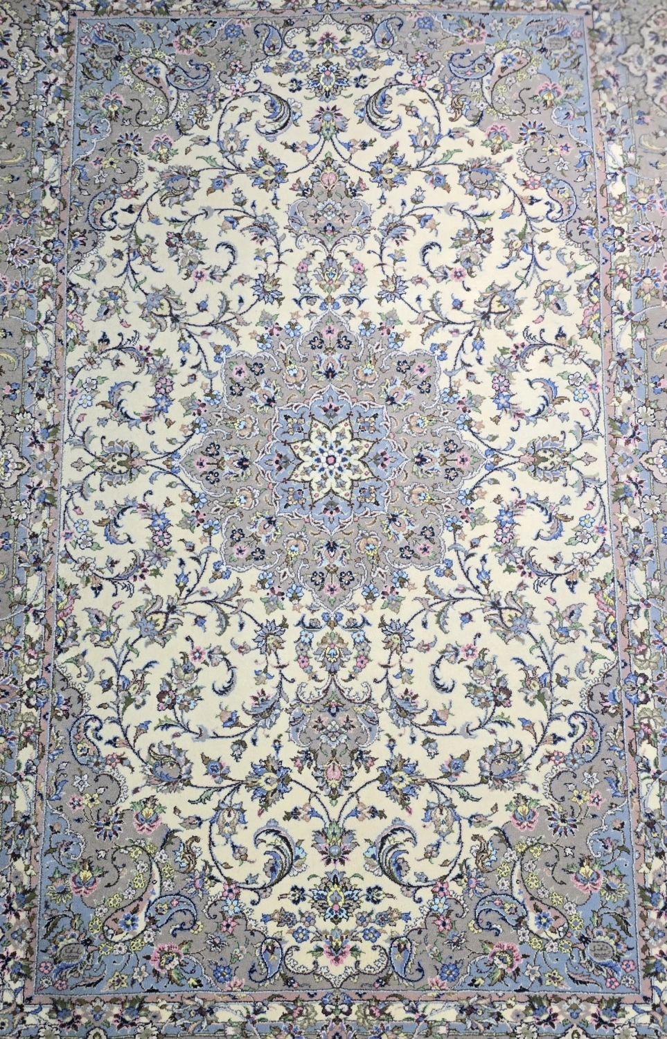 carpet-farshboom-8074442232